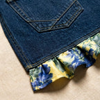 👖Denim Ruffle Apron – Upcycled from Vintage Jeans, Floral Lace Trim – Sustainable Gift for Garden & Kitchen 🧑‍🌾♻️